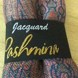 NWT multi colored Pashmina